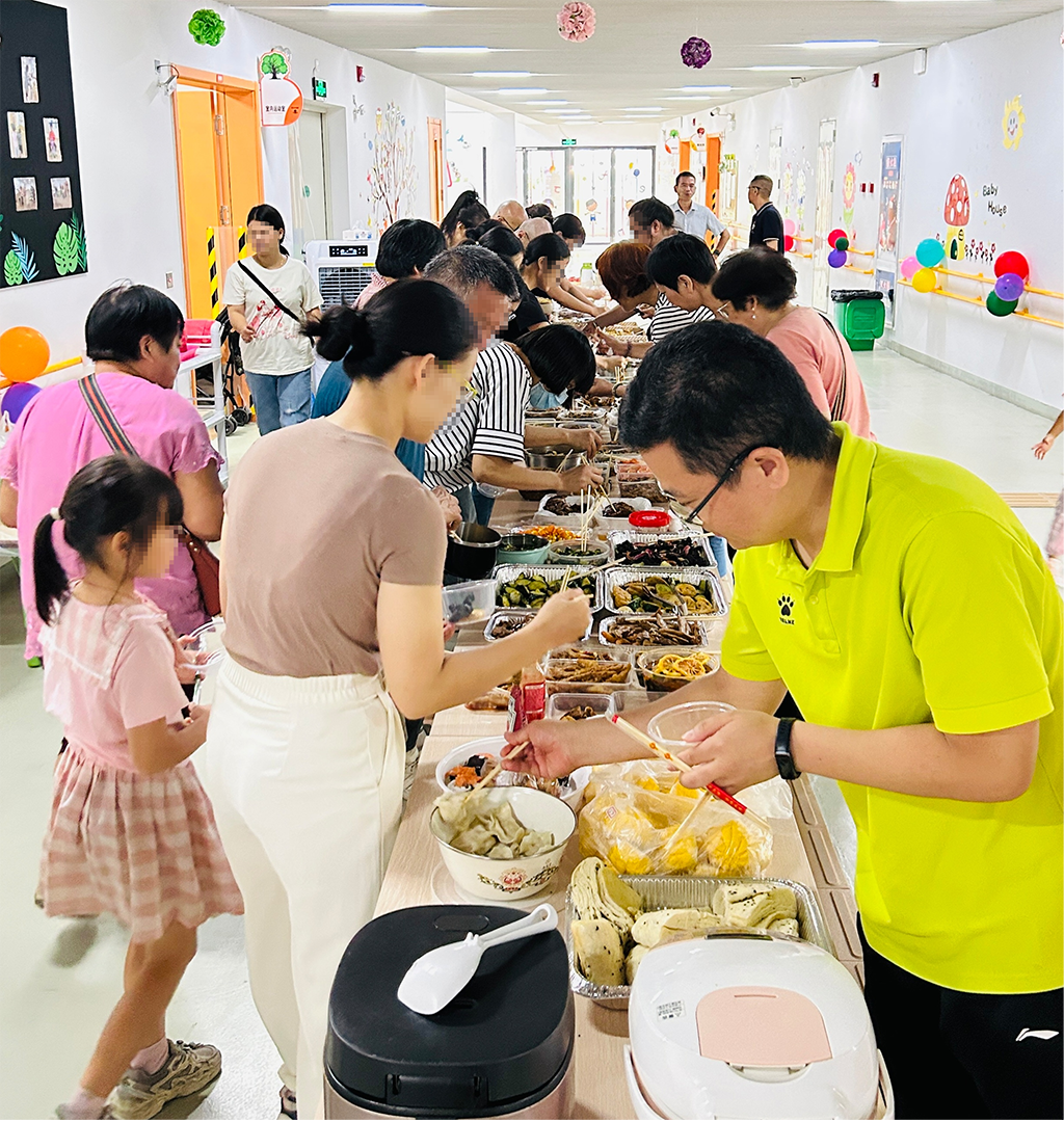 图为“美好食光”总结会大食汇现场.png