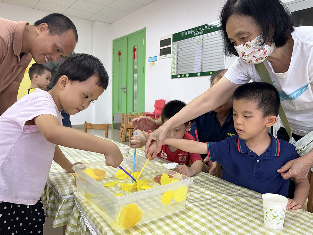 图为游戏《水中捞月》.jpg